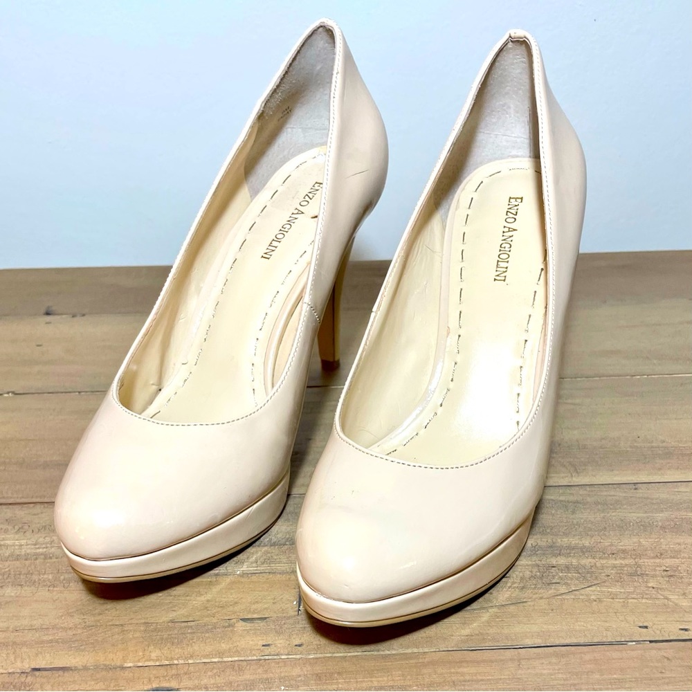 Enzo Angiolini patent heels beige like new size US 9